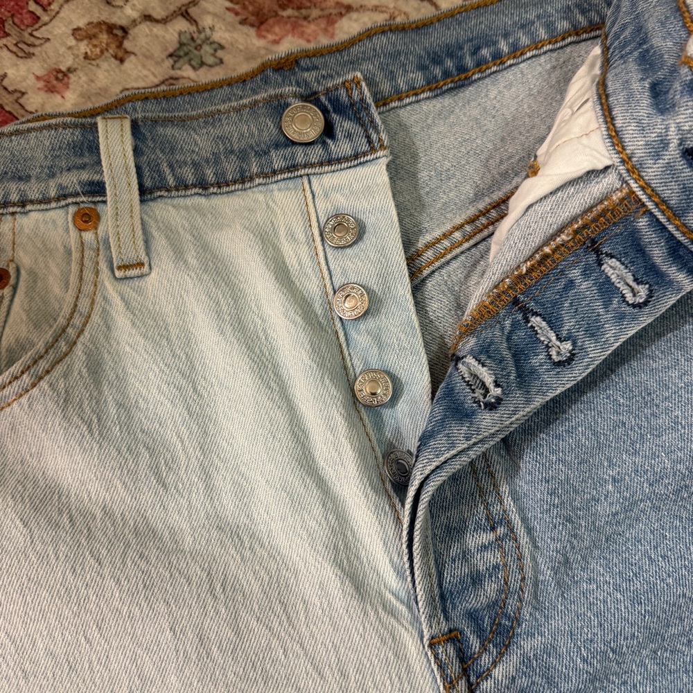 Levi's Two-Tone Blue Jean Shorts - Picture 3 of 10
